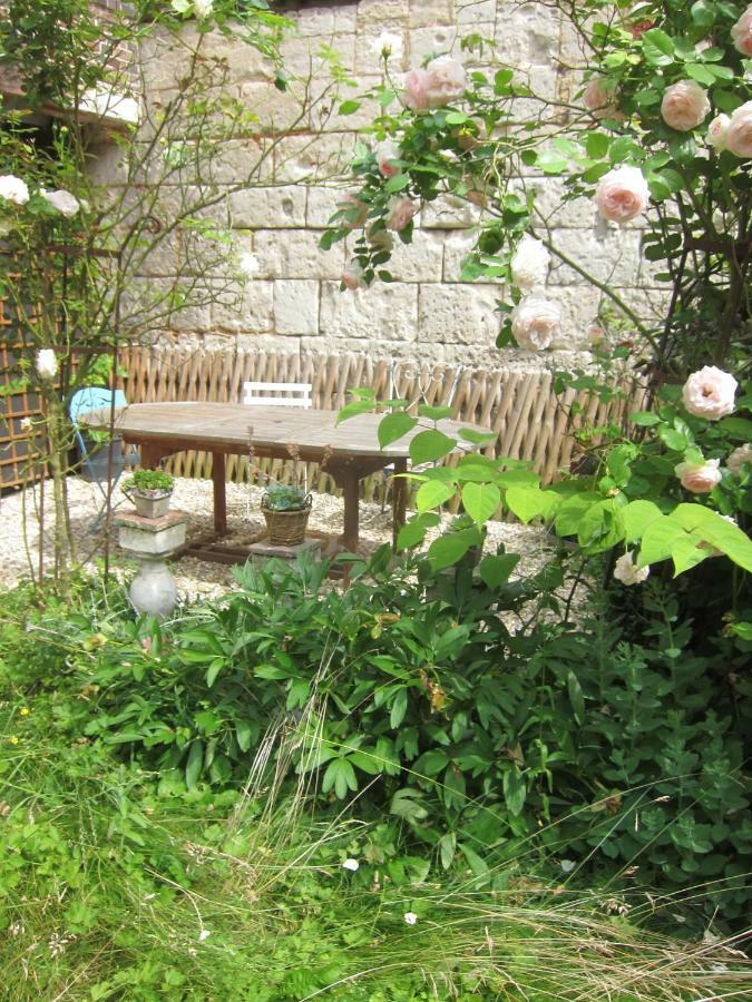 Le Murmure De La Falaise Bed & Breakfast Beaumont-le-Roger Ngoại thất bức ảnh